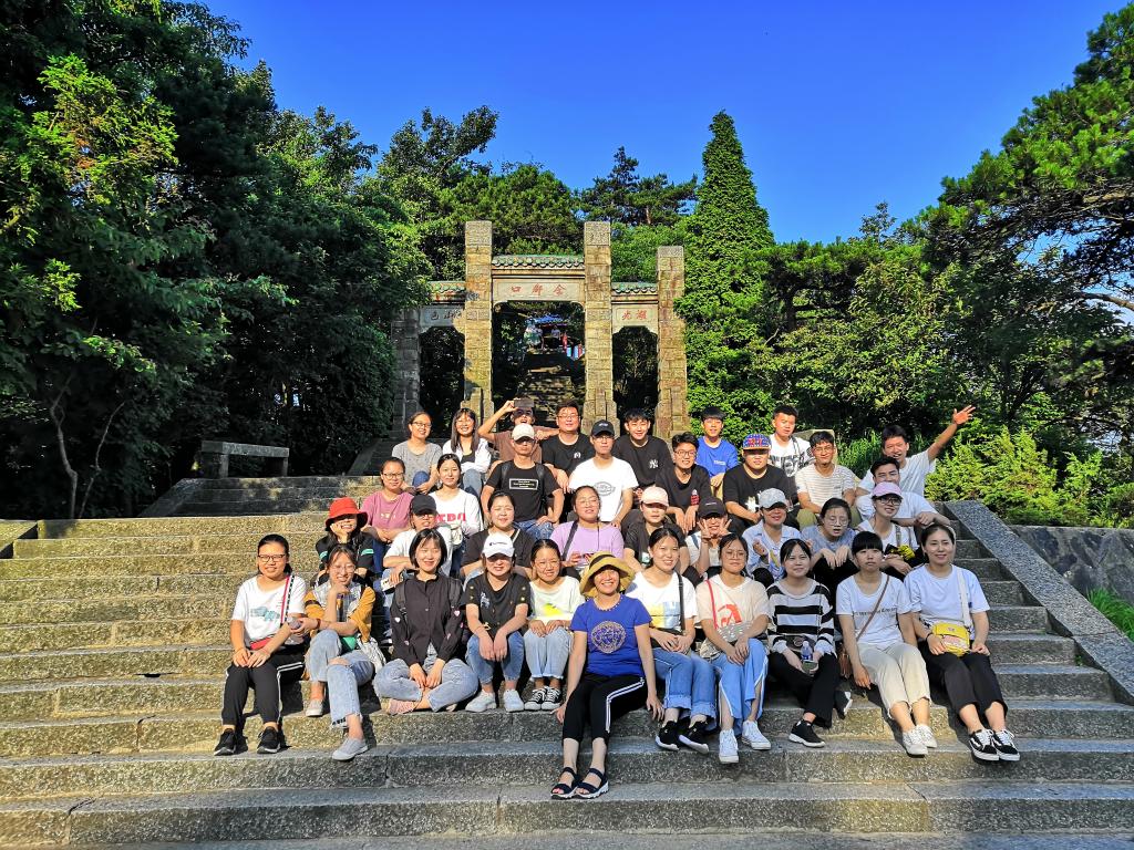 商學院2018級旅游管理專業圓滿完成認識實習工作，聚焦園區管理服務實踐